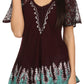 Blusa/Top Sakkas Cora de Manga Corta con Bordado y Diseño Batik de Corte Holgado