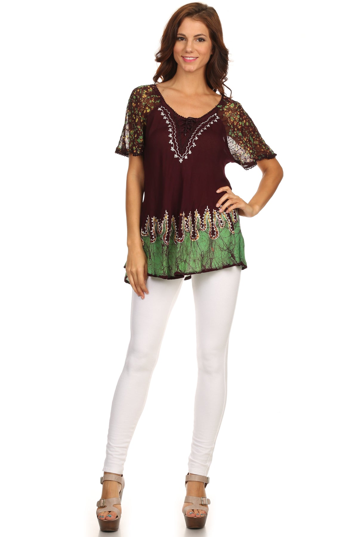 Blusa/Top Sakkas Cora de Manga Corta con Bordado y Diseño Batik de Corte Holgado