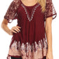 Blusa/Top Sakkas Cora de Manga Corta con Bordado y Diseño Batik de Corte Holgado