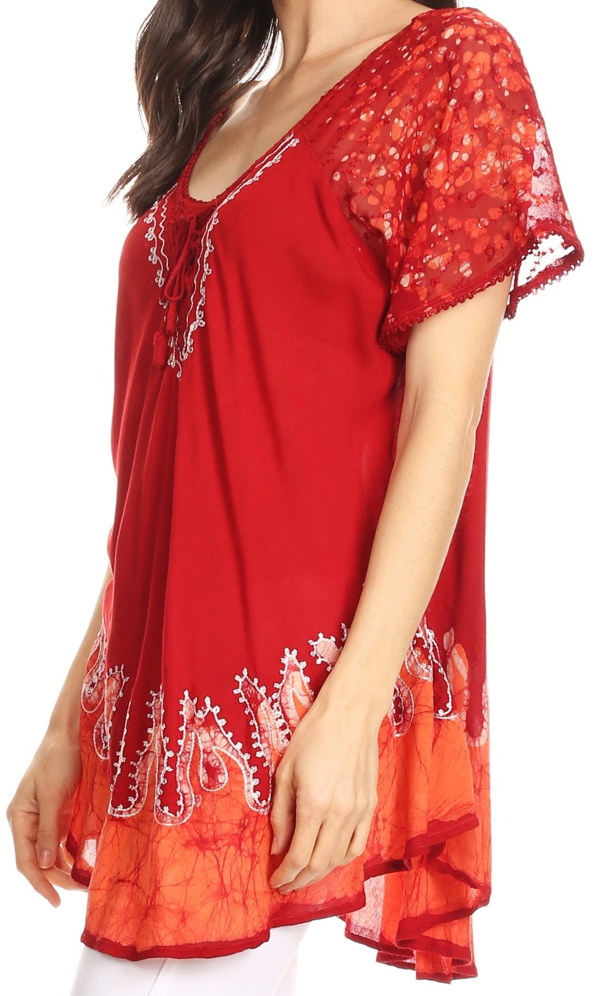 Blusa/Top Sakkas Cora de Manga Corta con Bordado y Diseño Batik de Corte Holgado