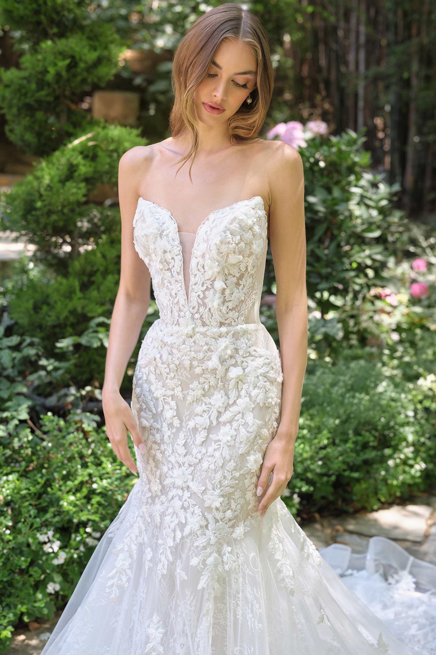 Andrea & Leo WL088 Vestido de Novia Estilo Sirena Ajustado sin Tirantes de Tul en Capas