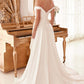 LIQUIDACIÓN - Vestido de novia largo drapeado con hombros descubiertos Ladivine WN315 con sobrefalda (Talla 10)