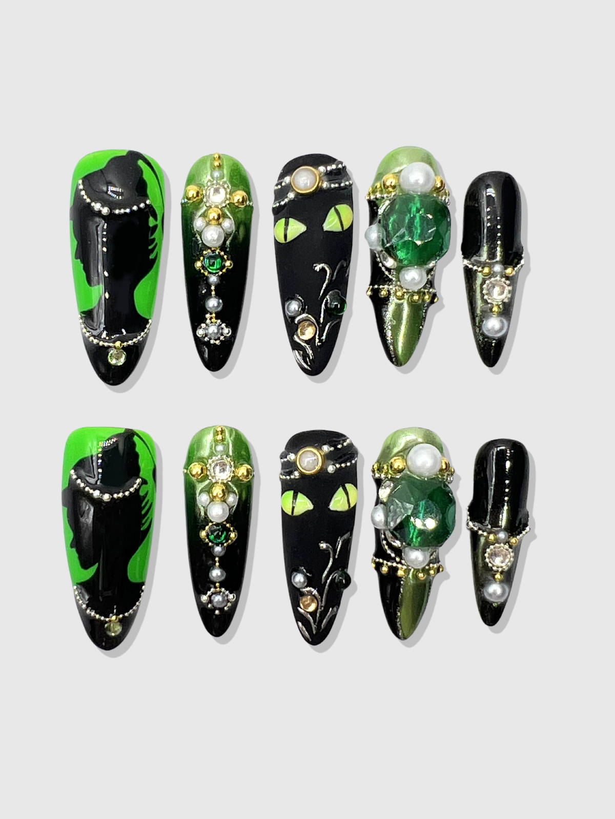 Uñas postizas Familiar de Bruja