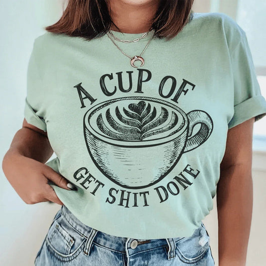 Una camiseta que dice "Consigue tus metas".