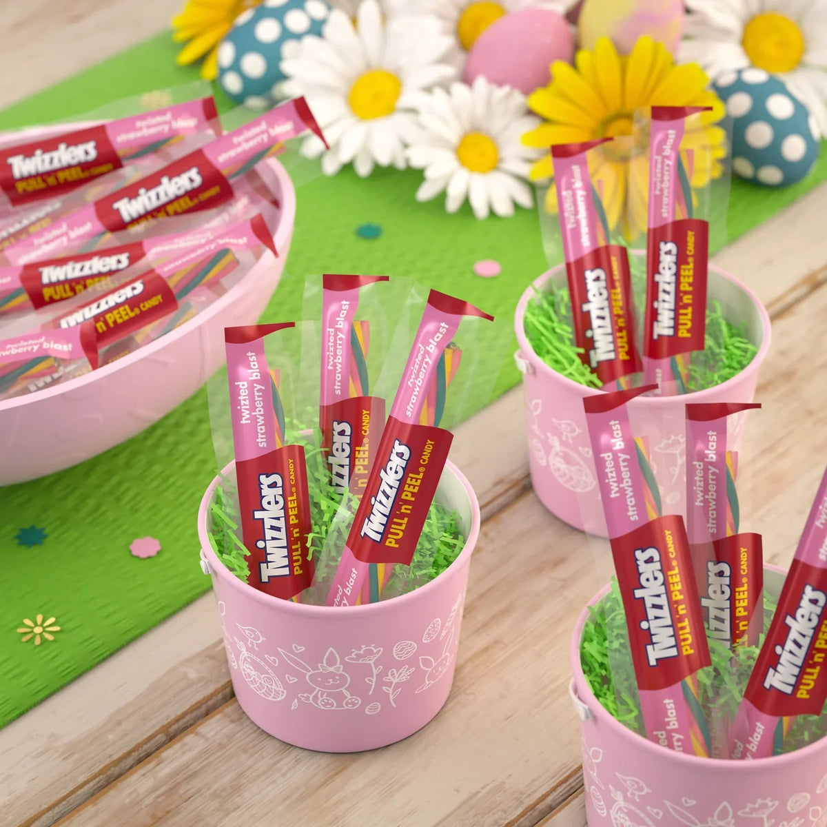 Caramelos Twizzlers Pull 'n' Peel – Explosión de fresa retorcida – Bolsa de gran valor