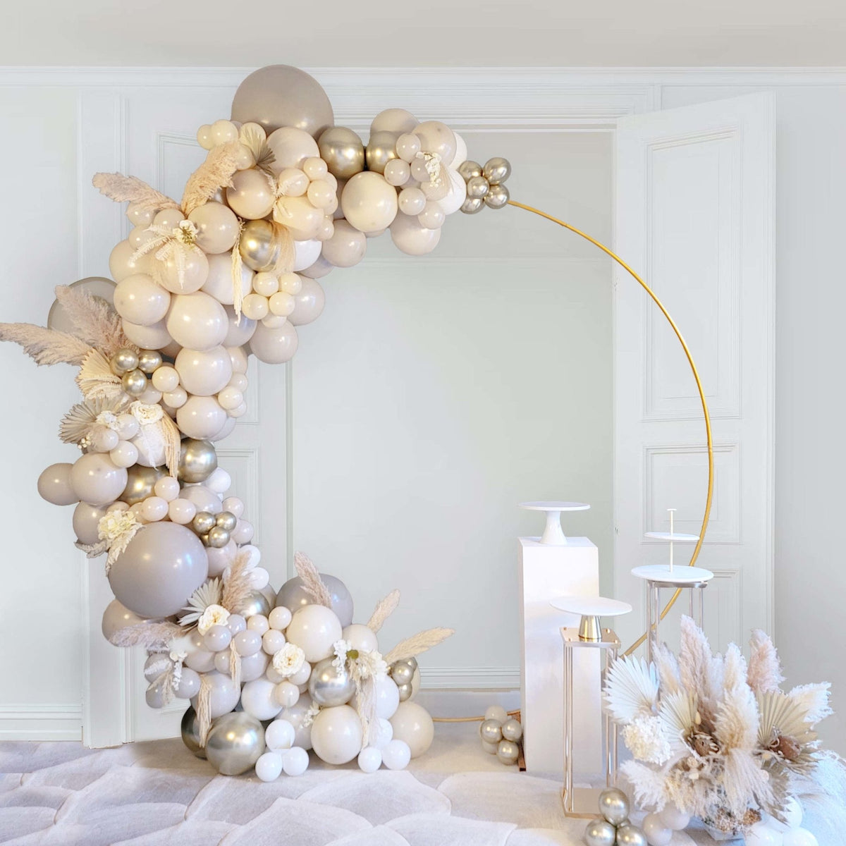 Neutral Boho Balloon Garland Kit – Linen, Gray, Gold, White