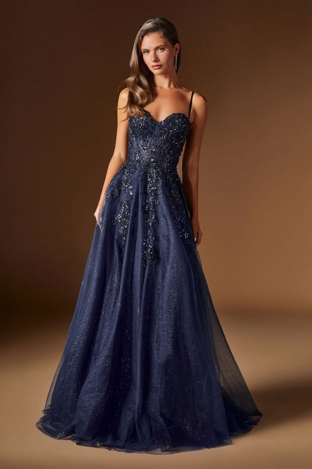 Ladivine C177 Vestido largo de tul brillante con apliques florales de encaje y corte en A