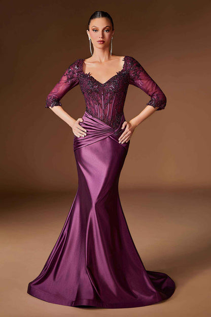 Vestido de Noche Ajustado de Satén Elástico con Escote Bordado Ladivine CD731