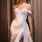 Vestido de novia ajustado de encaje y satén sin hombros Ladivine CD803W