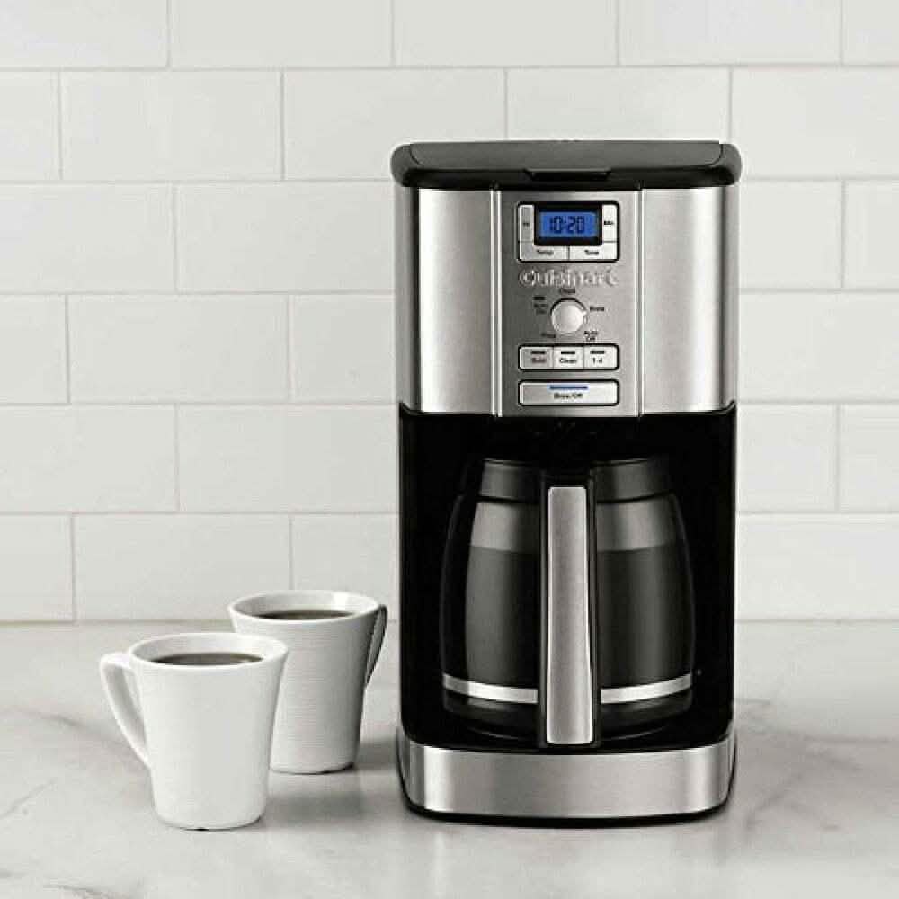 Cafetera programable Cuisinart CBC-6500PCFR Perfect Temp de 14 tazas (reacondicionada)