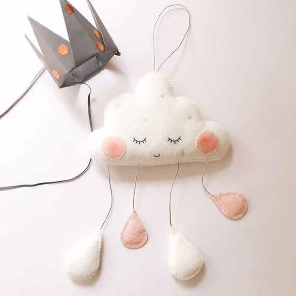 Colgante de Fieltro de Nube Decorativa con Gotas de Lluvia