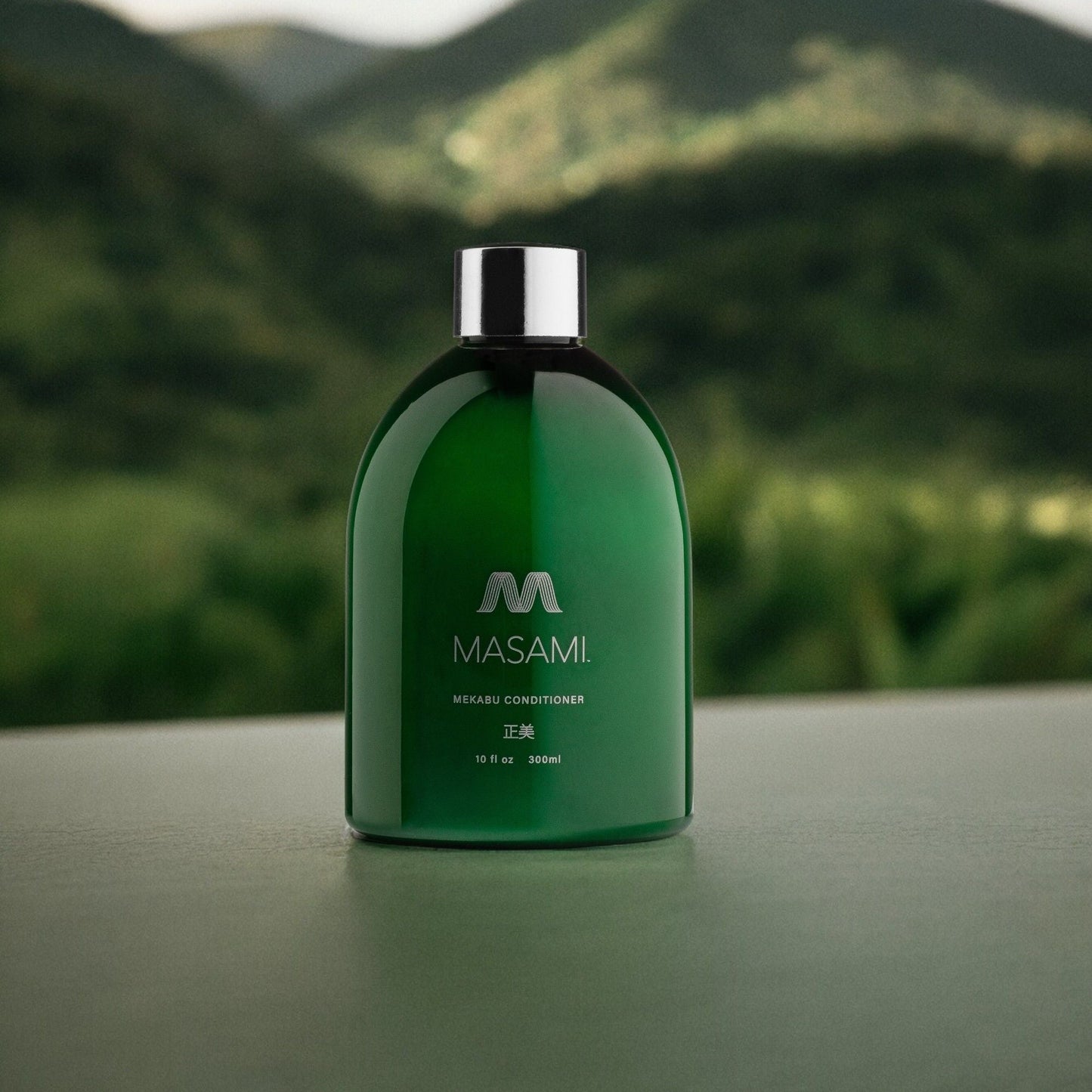 Acondicionador Hidratante con Mekabu de MASAMI