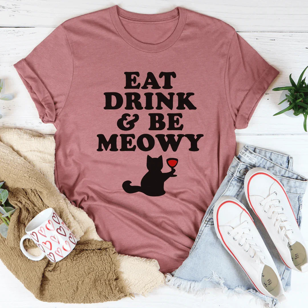 Cat Lover Holiday Graphic Tee – "Eat Drink & Be Meowy"