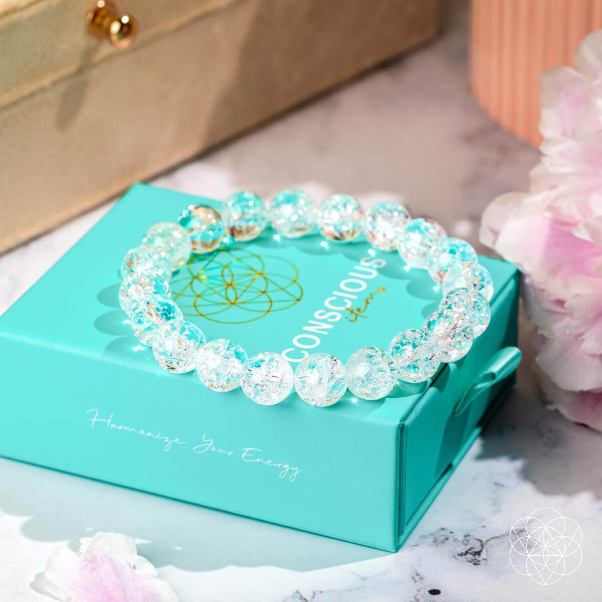 Baño de hielo emocional – La pulsera de cuarzo helado