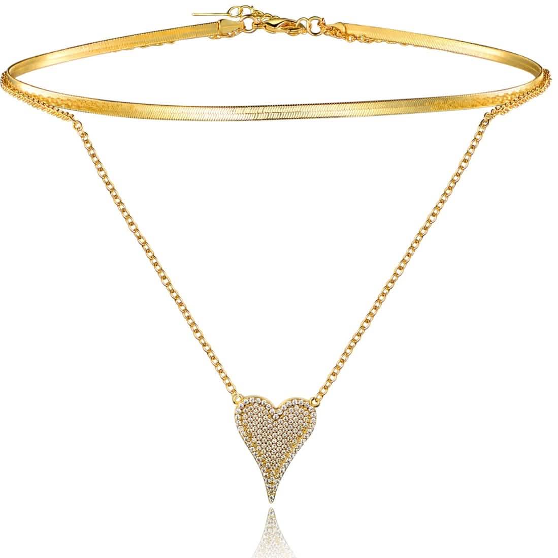 Collar con colgante de corazón de oro