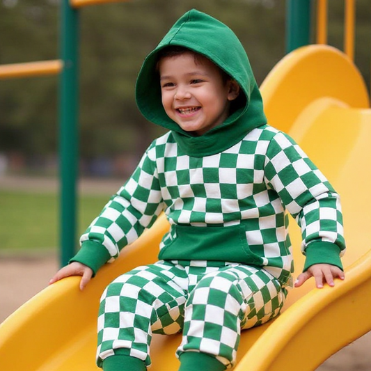 Conjunto deportivo con sudadera con capucha a cuadros verde alpino