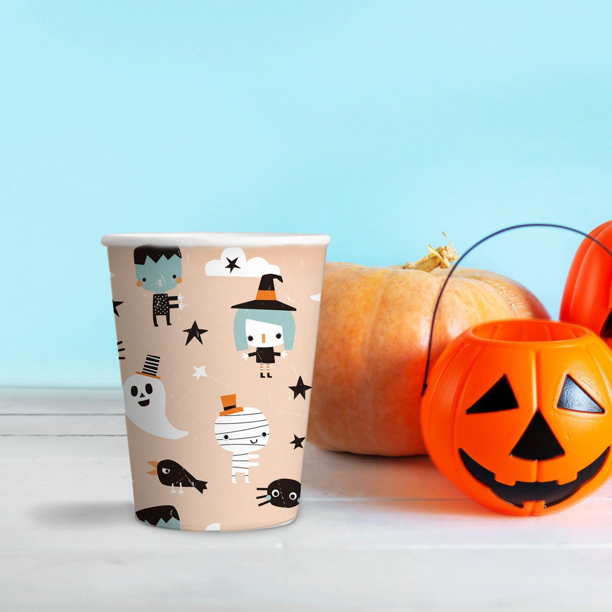 Juego de vajilla con motivos de Halloween