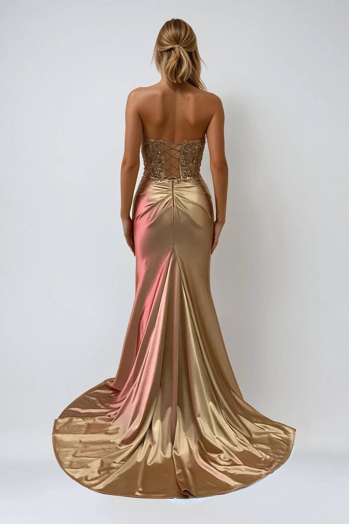 Vestido de fiesta de raso con corsé deshuesado, escote corazón y sin tirantes Juliet JT2534K