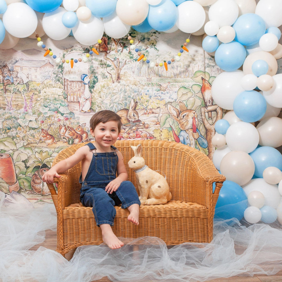 Kit de guirnalda de globos Peter Rabbit azul hielo y blanco