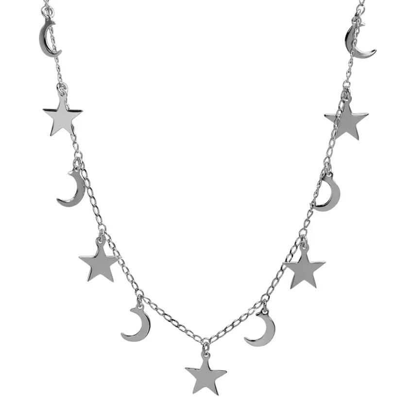 Collar de plata de ley con múltiples dijes