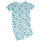Conjunto de pijama de verano con diseño de playa y surf