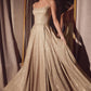 Vestido de Noche Acampanado con Brillo Ladivine Amoris T213 sin Mangas y Tirantes Finos