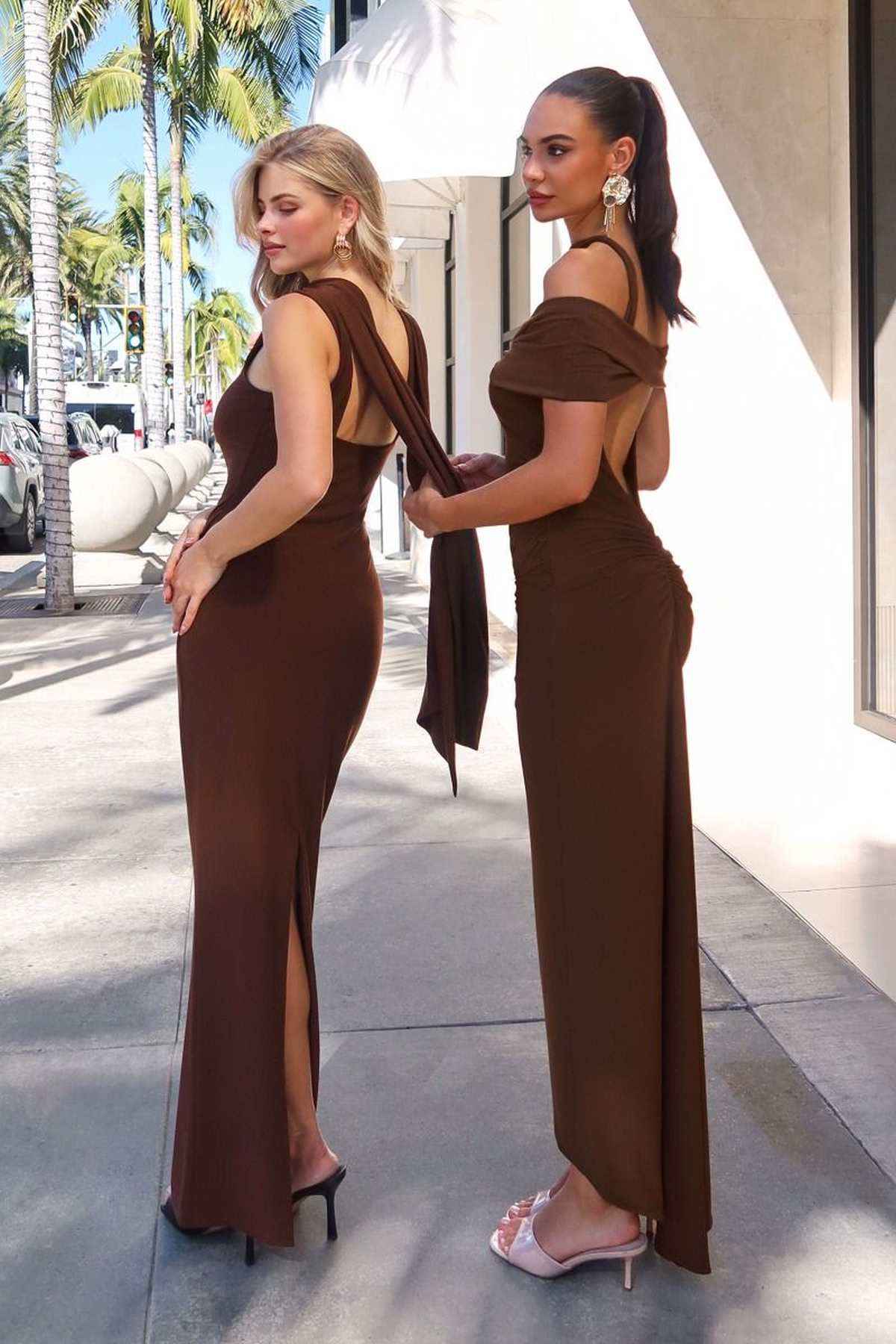 Vestido de noche elástico ajustado Astee T507 con cuello alto sofisticado