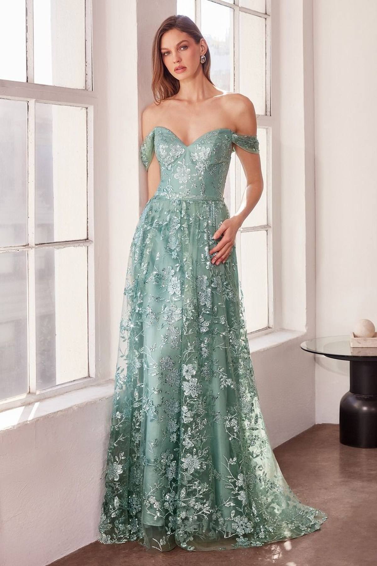 Vestido de fiesta estilo A sin hombros con estampado brillante Ladivine Amoris T607