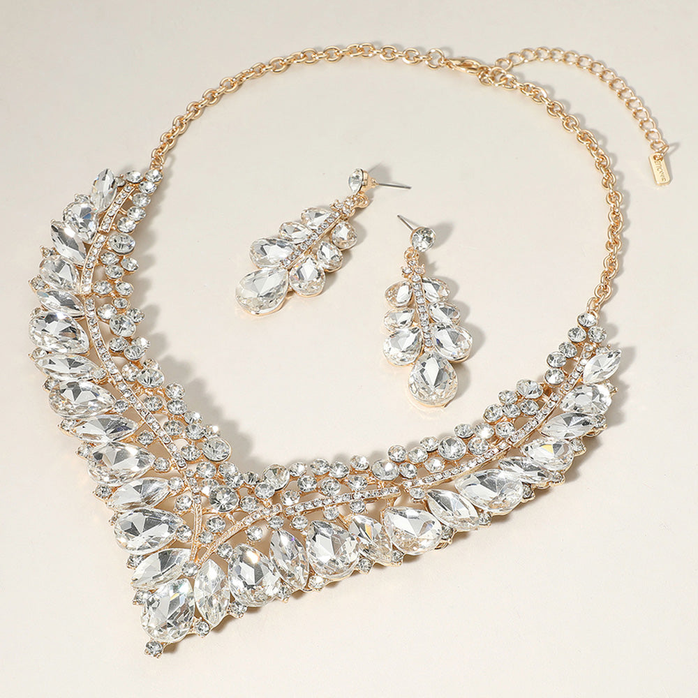 Collar de noche con forma de V adornado con piedras redondas, marquesa y lágrima