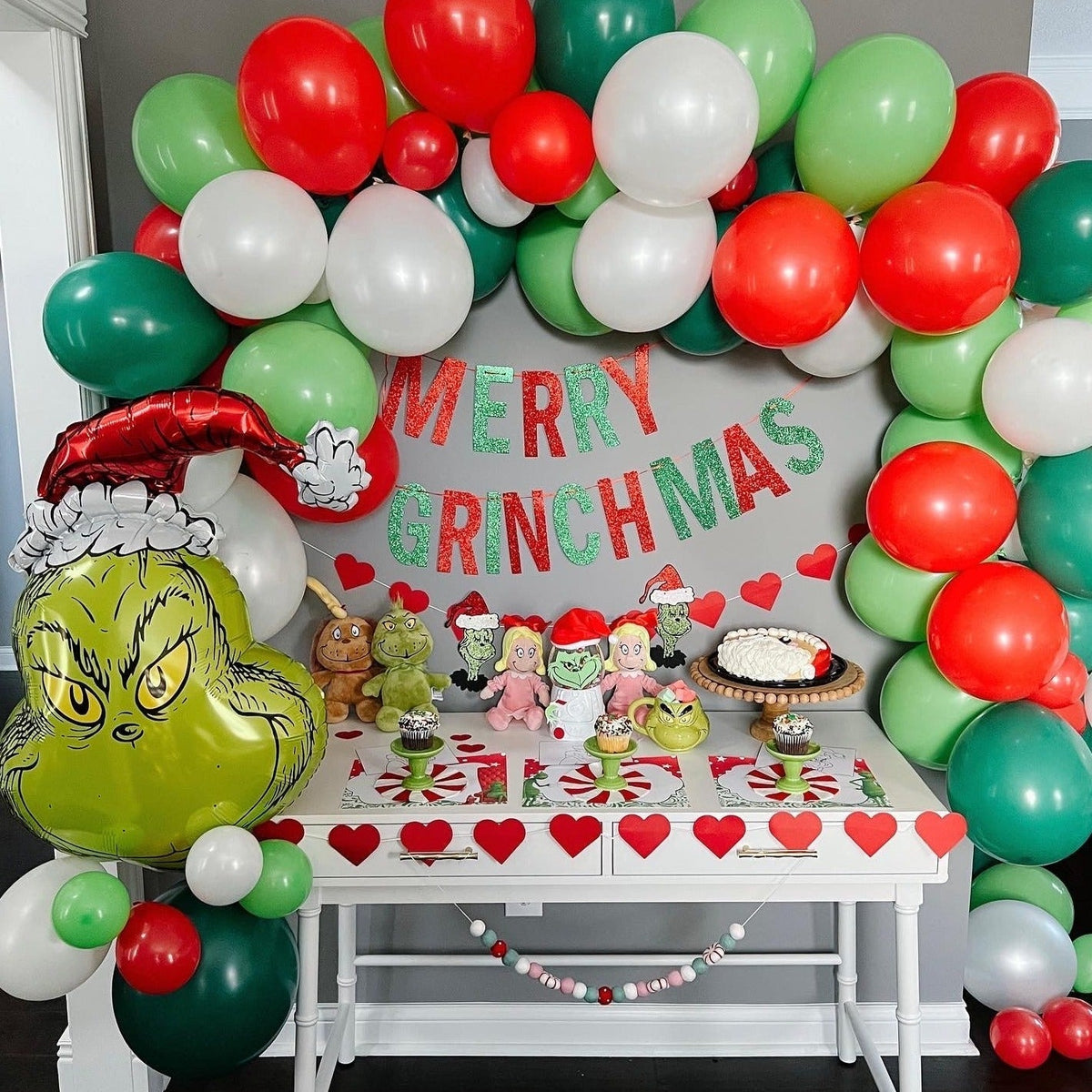 Guirnalda de Globos de Navidad Inspirada en Grinchmas
