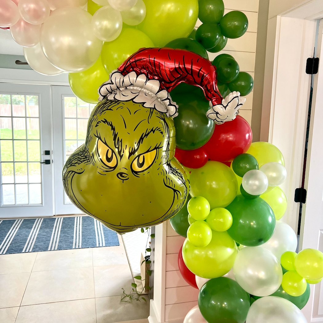 Guirnalda de Globos de Navidad Inspirada en Grinchmas