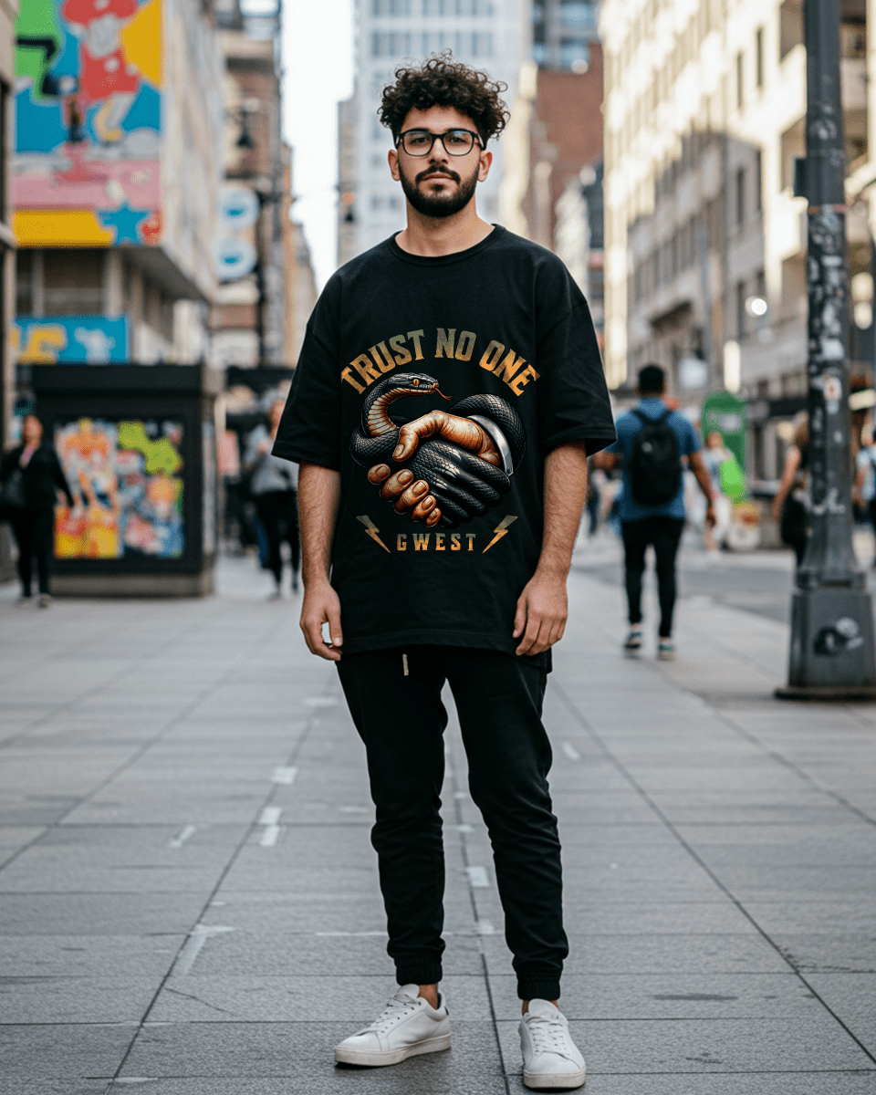 G West Trust No One Oversized T-Shirt Mens