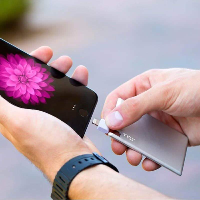 Batería externa Tylt Slim Boost 1350mAh