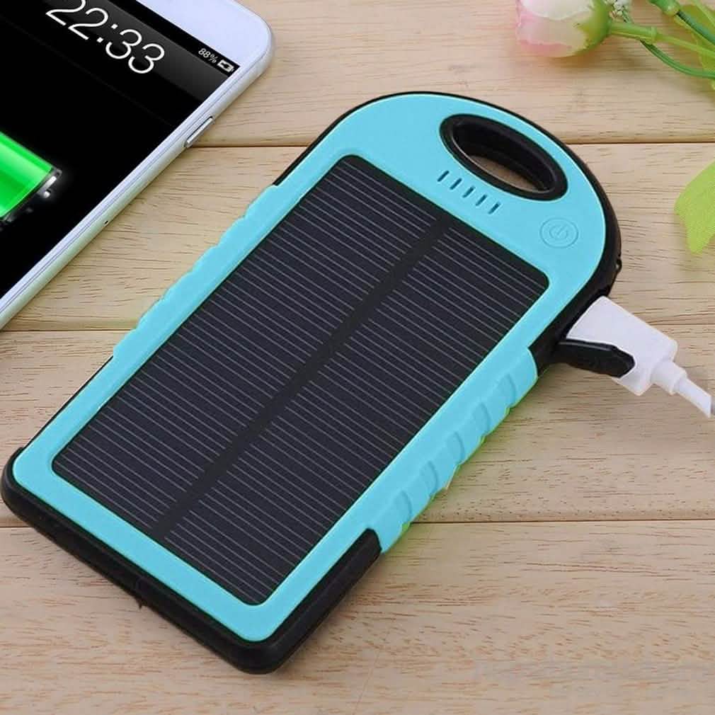 Cargador solar impermeable universal