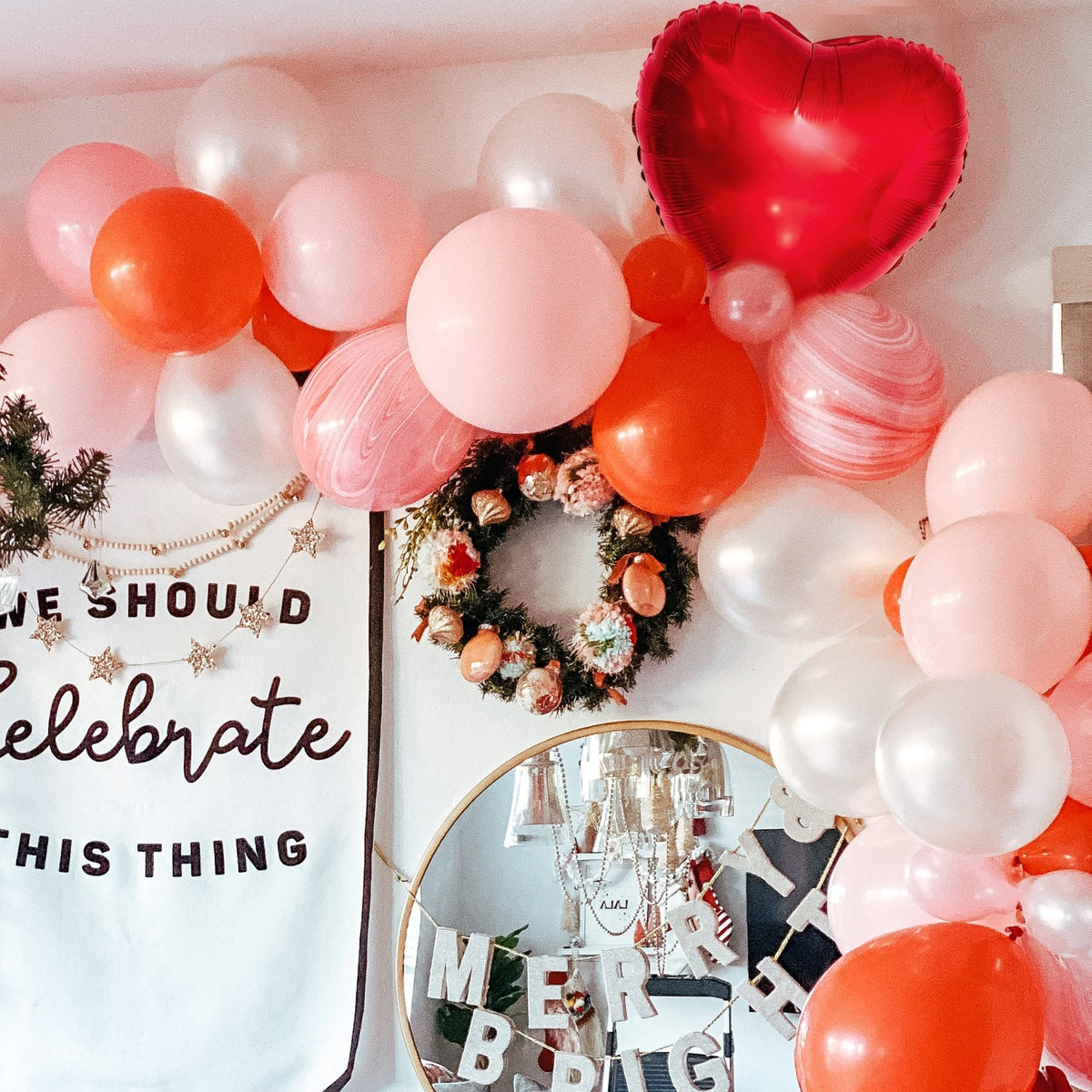 Kit de guirnalda de globos de San Valentín en rosa y rojo